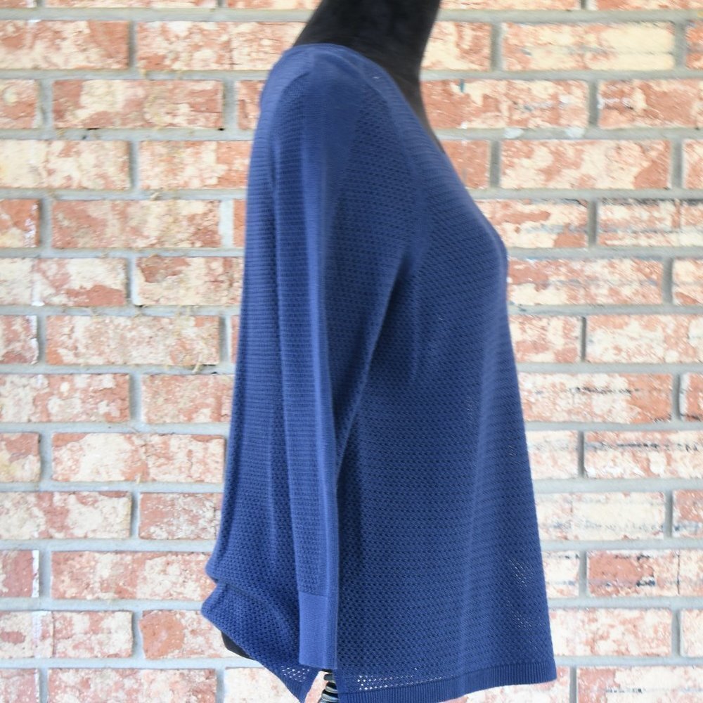 ANN Taylor Top - Picture 3 of 7